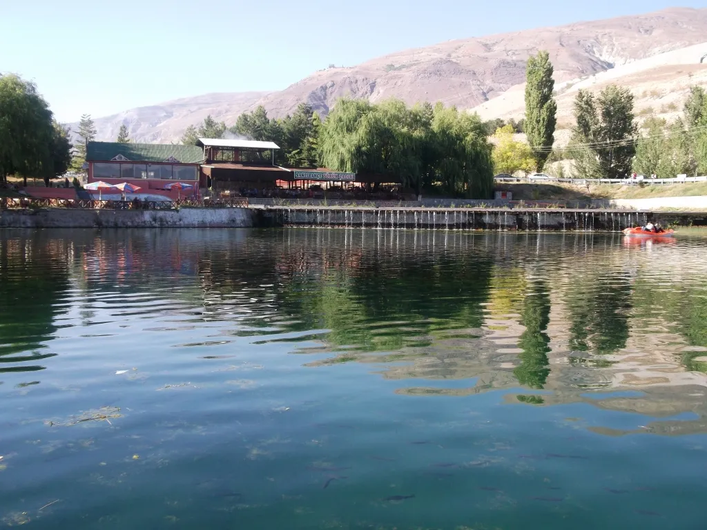 Eksisu Pidzhinj Area — parc de loisirs près d'Erzincan, en Turquie