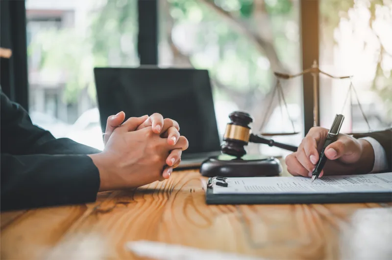 Préparation des documents requis pour la demande de citoyenneté par l'investissement