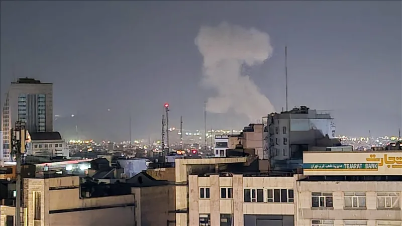 Israelin lehdistö: Yhdysvallat on ilmoittanut Israelille, että hyökkäykset Iraniin kestävät odotettua pidempään