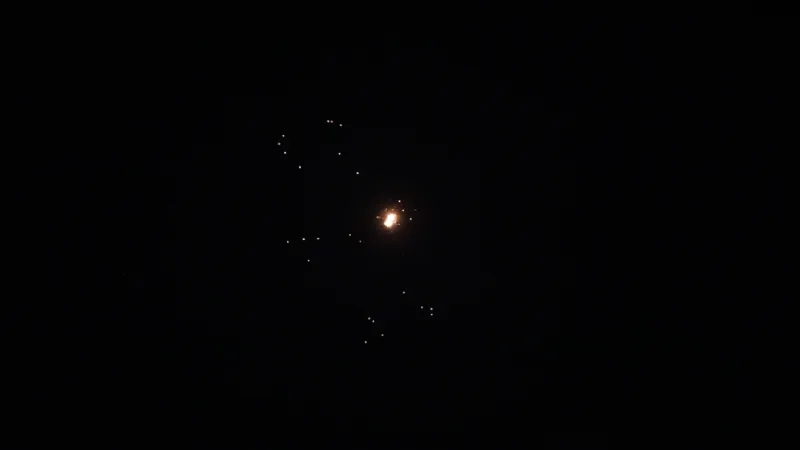 이란에서 발사된 미사일로 인해 이스라엘 전역에서 경보 사이렌이 울렸다