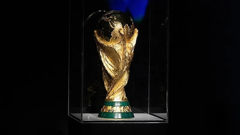 As finais da fase de play-off das eliminatórias europeias para o Campeonato do Mundo da FIFA de 2026 disputam-se amanhã