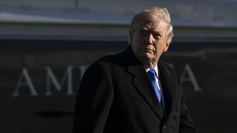 O presidente dos EUA, Trump, anunciou uma aplicação para smartphone que permite acompanhar a agenda da Casa Branca