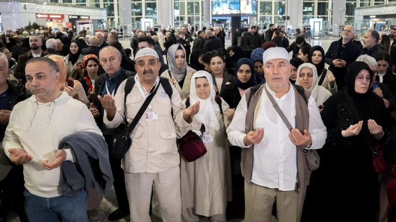 Prvá pútnická skupina bola vyprevadená do svätých miest