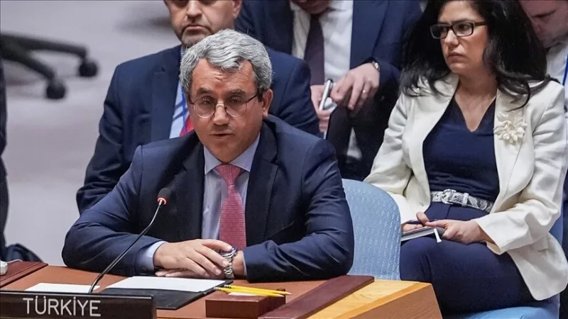 Stálý zástupce Turecka při OSN Yıldız vyzval Izrael, aby se stáhl z okupovaných území v Sýrii