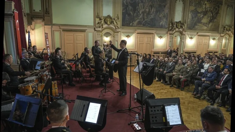 Turkijos „Harmonijos žvaigždžių“ orkestras surengė koncertą Sarajevoje